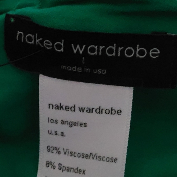 Naked Wardrobe Green Smooth Side Asymmetrical Crop Top New L - Picture 8 of 8